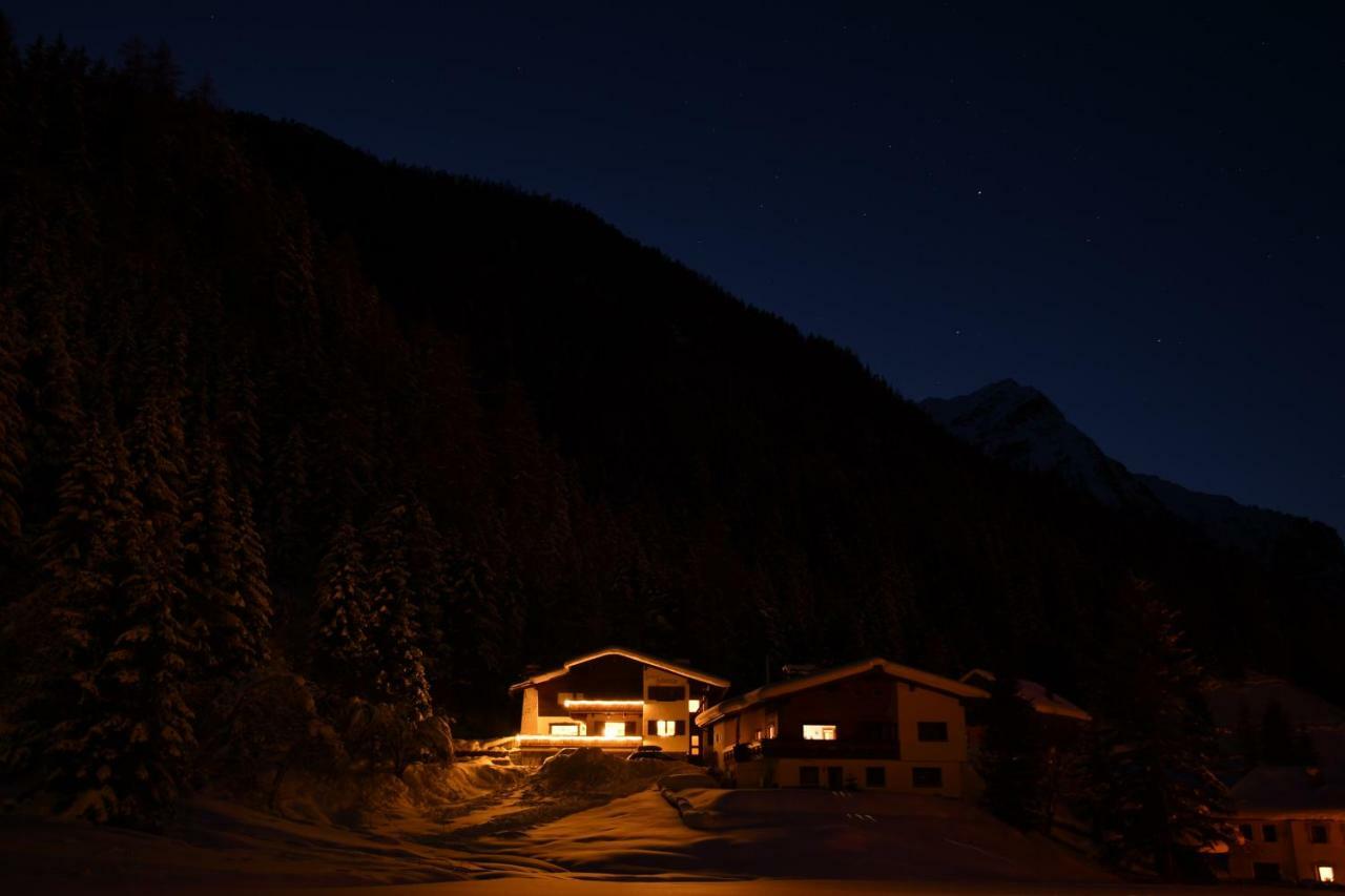 Haus Hubertus Lejlighed Sankt Leonhard im Pitztal Eksteriør billede